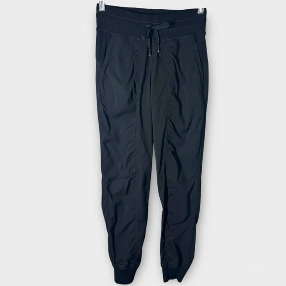 Lululemon Dance Studio Mid-Rise Jogger Women's 4 Black Athletic Sporty Pants
